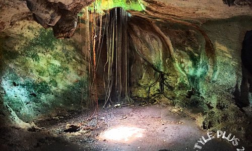 inside pictures of the Ambrosio Cave