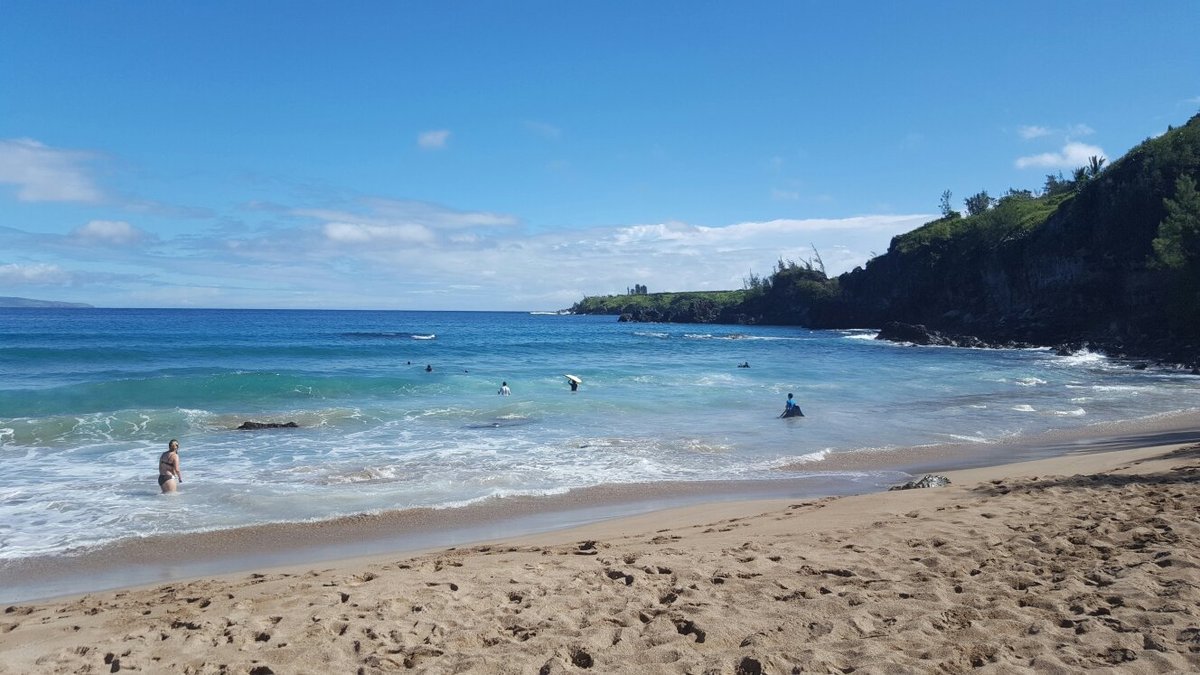 Beach Bum Blues: Finding Overnight Parking in Lahaina