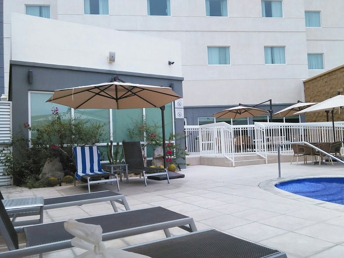 Fairfield Inn By Marriott Los Cabos Pool Pictures & Reviews - Tripadvisor