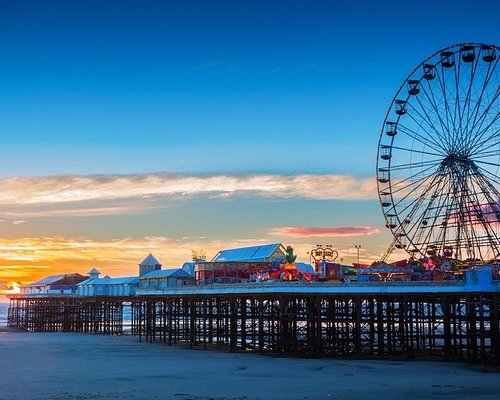 towns to visit near blackpool