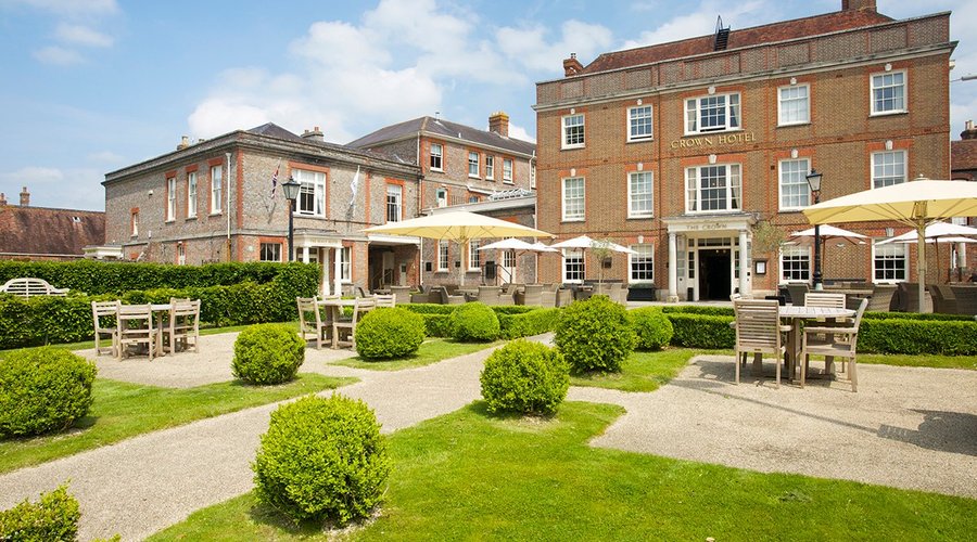 Crown Hotel