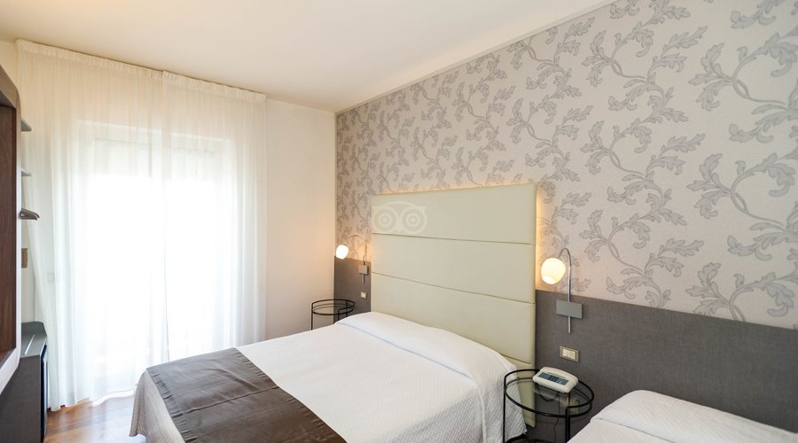 The Triple Room (Sea View) at the Hotel Waldorf Palace