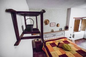 Room & Suite