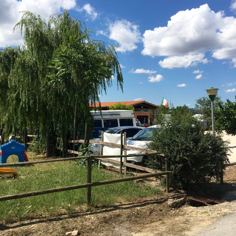 Area Attrezzata Camper Alveare Del Pinzi Bewertungen Fotos Preisvergleich Saturnia Italien Tripadvisor