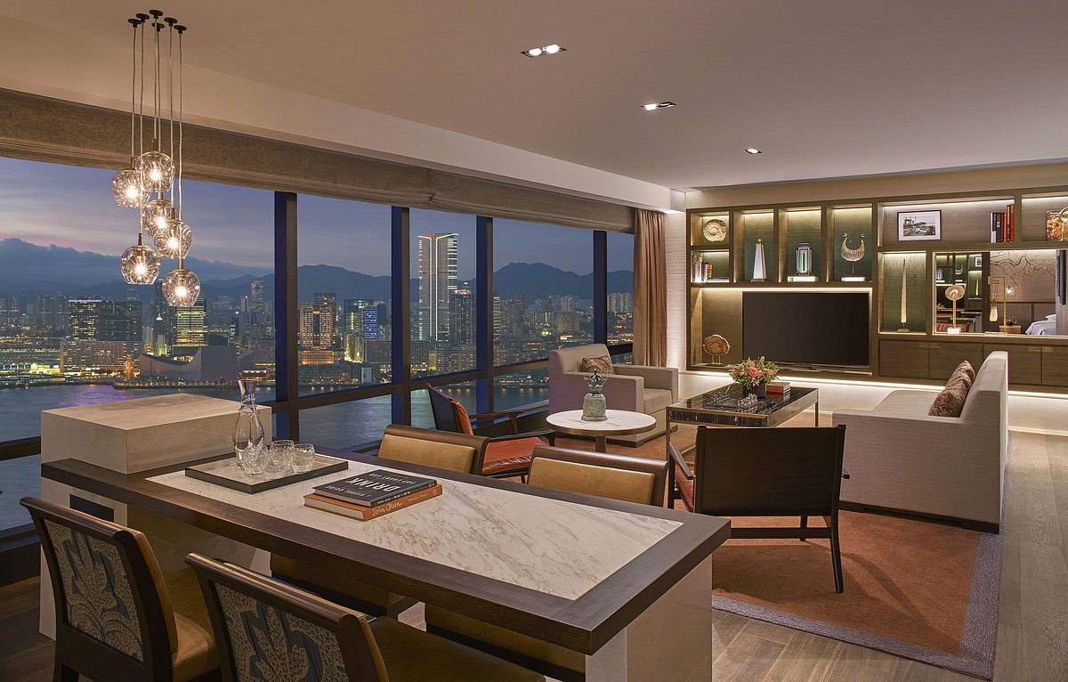 香港君悅酒店，位於香港的飯店