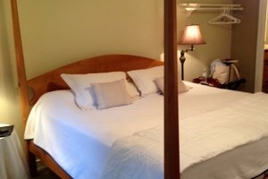 Room & Suite
