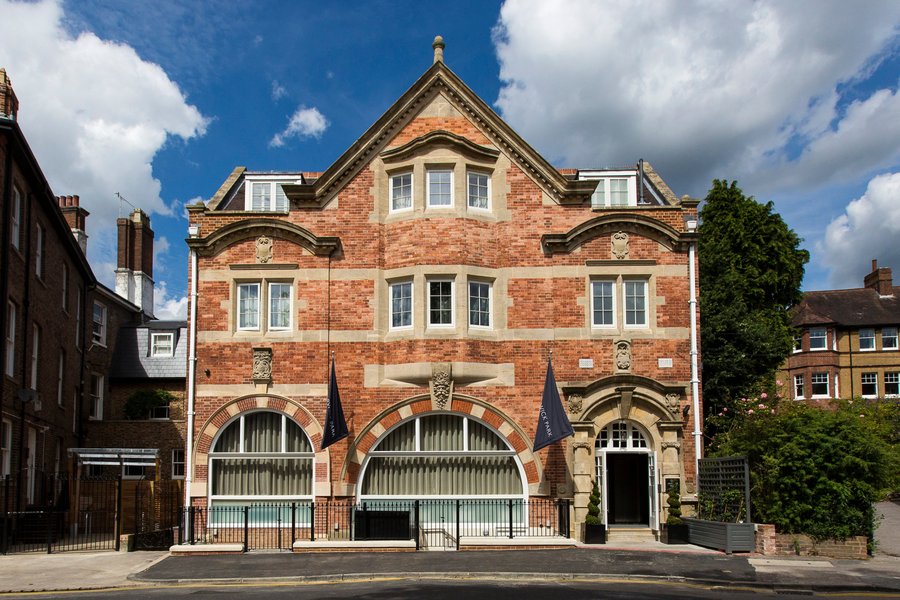 ONE WARWICK PARK HOTEL - Updated 2022 (Royal Tunbridge Wells)