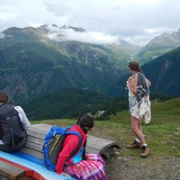 Rest stop and vantage point - Spectacular views towards Timmelsjoch Road pass