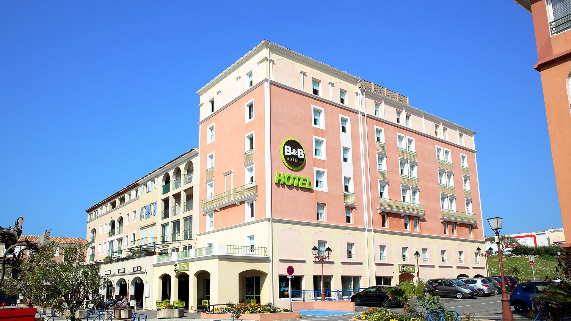 B&B HOTEL Martigues Port-De-Bouc : Tarifs 2023 Et 67 Avis