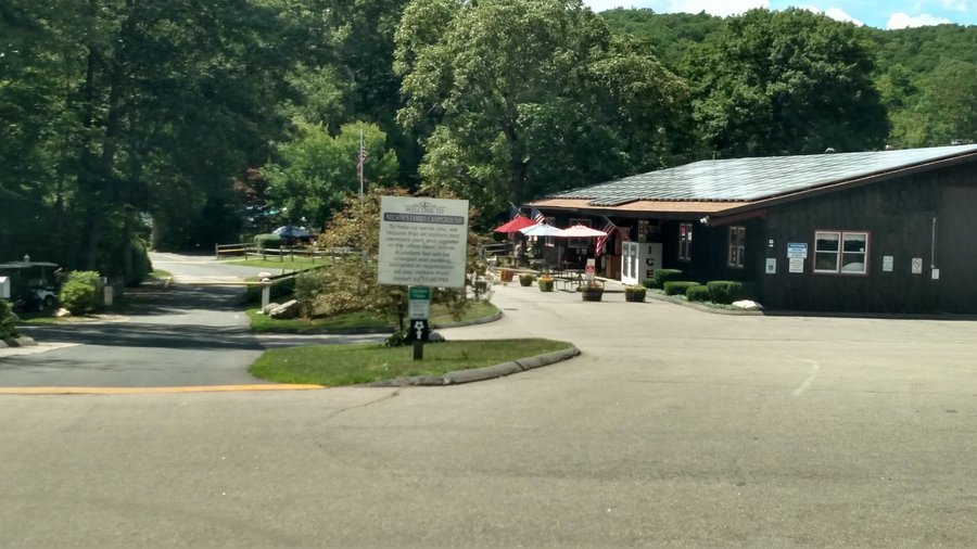 Full hook up campsites in glastonbury ct today