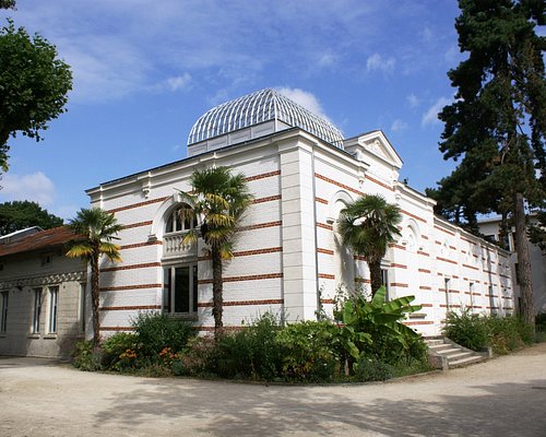 Rive Gauche Paris. Best places, attractions, squares, gardens