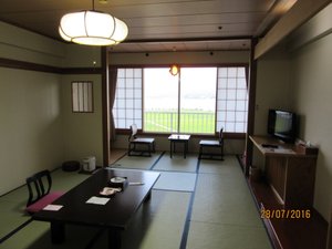 客室 & スイート