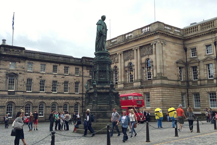 visit edinburgh parliament
