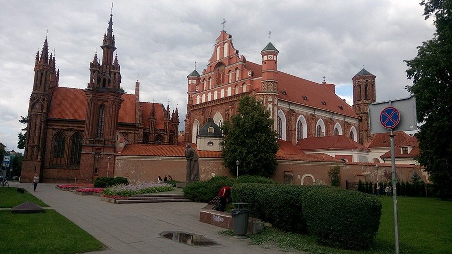 Костел св Анны в Вильнюсе