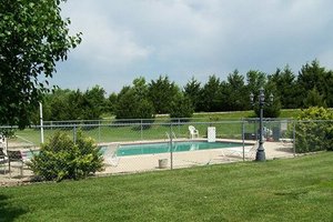 Pool & Beach