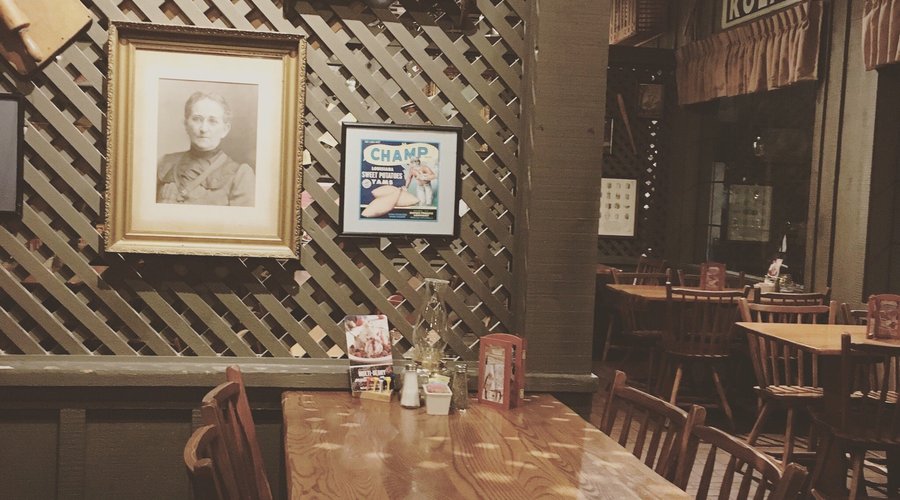 Cracker Barrel