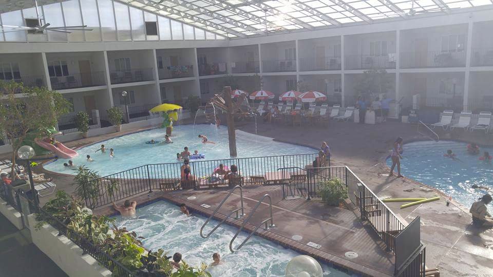 ADVENTURELAND INN Updated 2024 Hotel Reviews Altoona Iowa   2 Of The 4 Pools And 