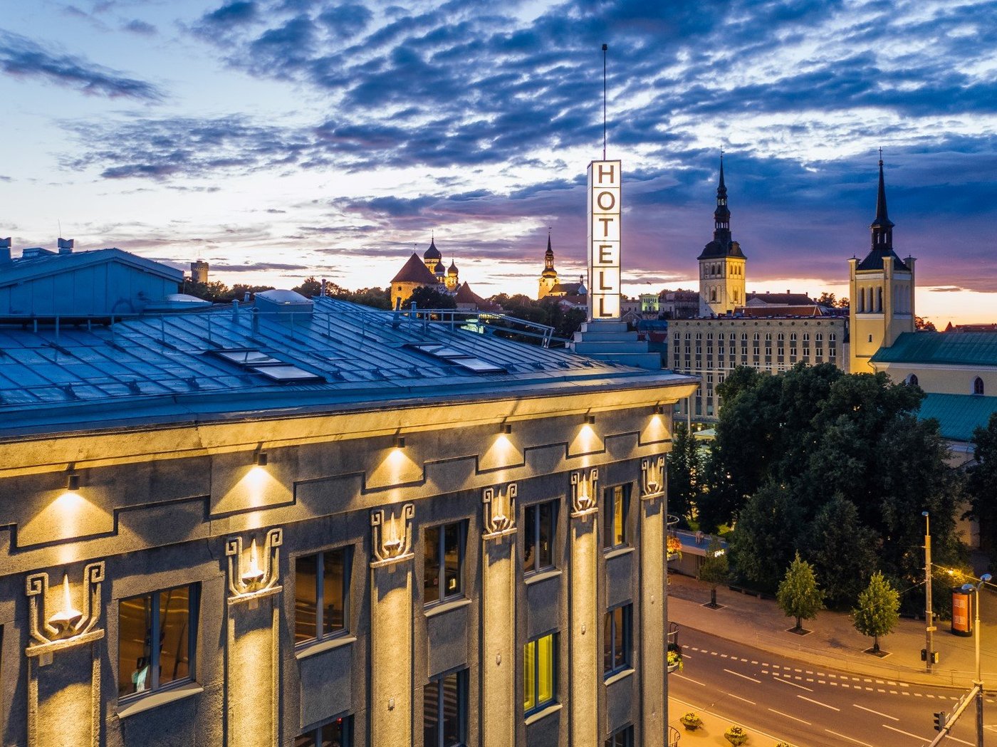 palace hotel tallinn reviews