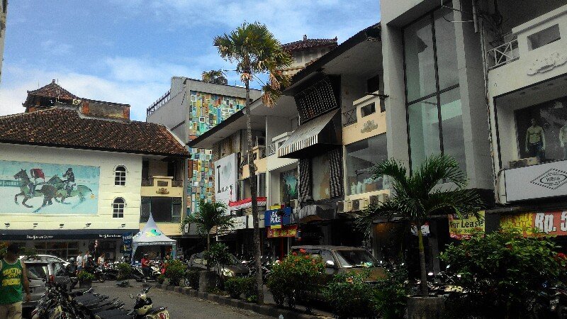 Carrefour Plaza Kuta - Shopping Square on Sunset Road in Kuta – Go