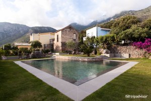 Villa Cheta in Acquafredda, image may contain: Villa, Housing, House, Pool