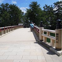旋轉橋