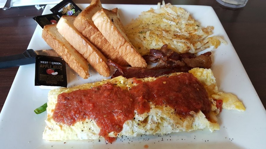 Meno's Mexican Grill