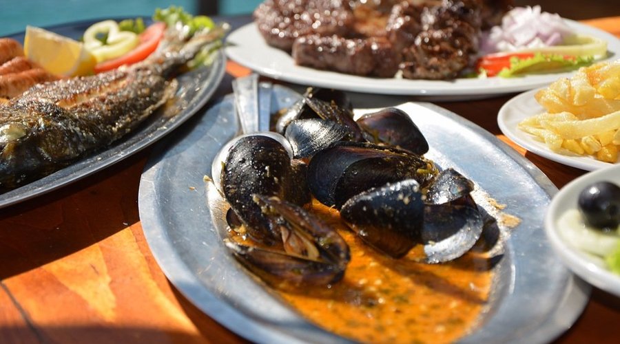 seefood, grilled meat