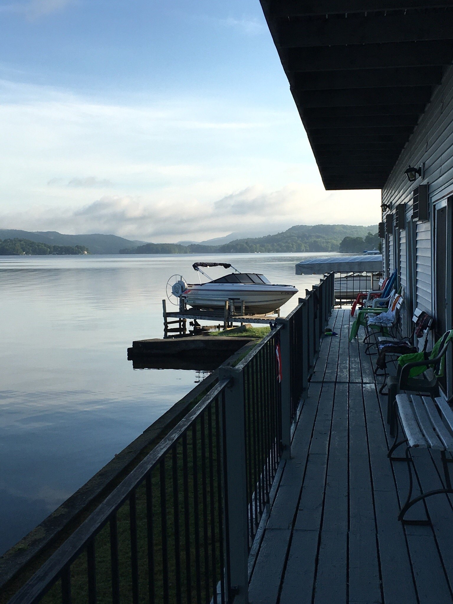 LAKE BOMOSEEN LODGE & TAPROOM - Updated 2022 Prices & Hotel Reviews (VT)