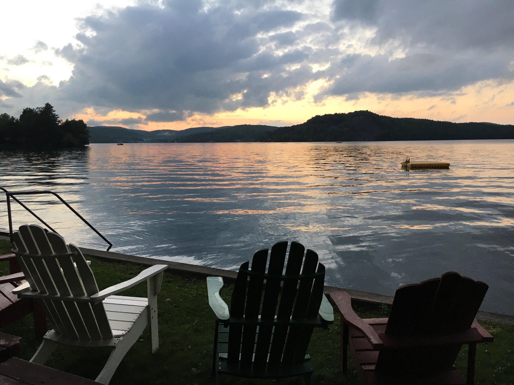 LAKE BOMOSEEN LODGE & TAPROOM - Updated 2021 Hotel Reviews (VT ...