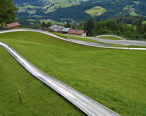 saalfelden am steinernen meer tourist info