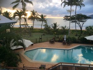 Pool & Beach