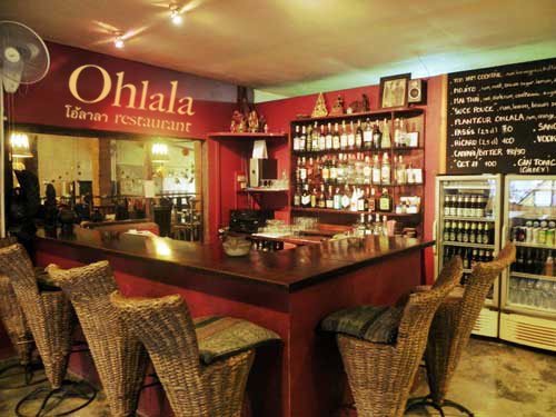 Join us for a drink with plenty of friendly people from all over the world (this picture situati