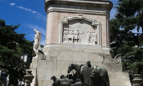 Puerto de Montevideo en Crucero Costa Fascinosa. Febrero de 2016.