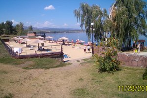 Бассейн и пляж