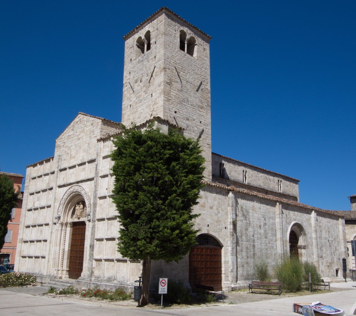 San Vincenzo e Anastasio, Ascoli Piceno