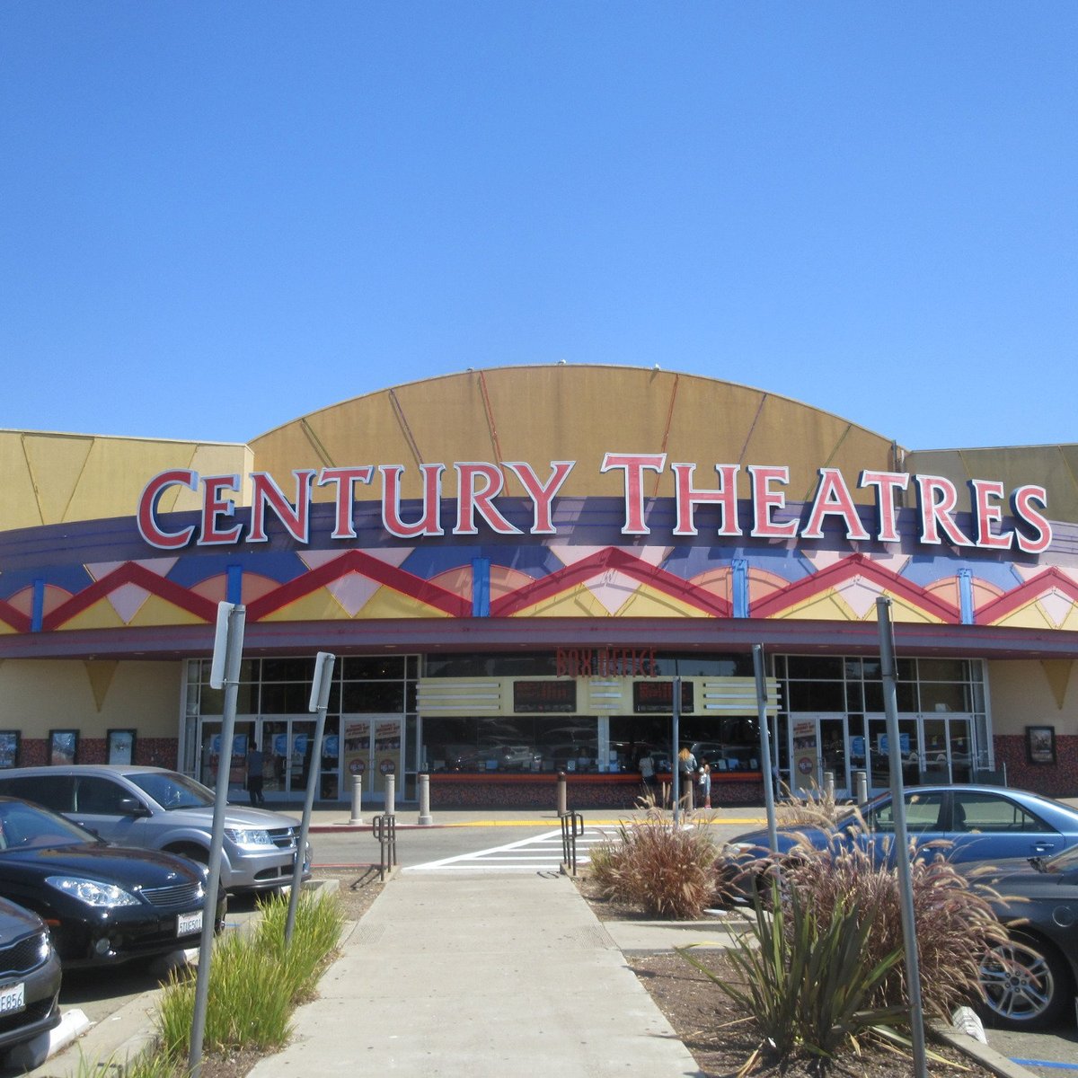 CENTURY 16 BAYFAIR MALL MOVIE THEATERS (San Leandro) Tutto quello che