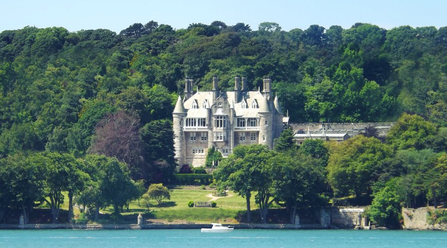 Chateau Rhianfa on the Menai
