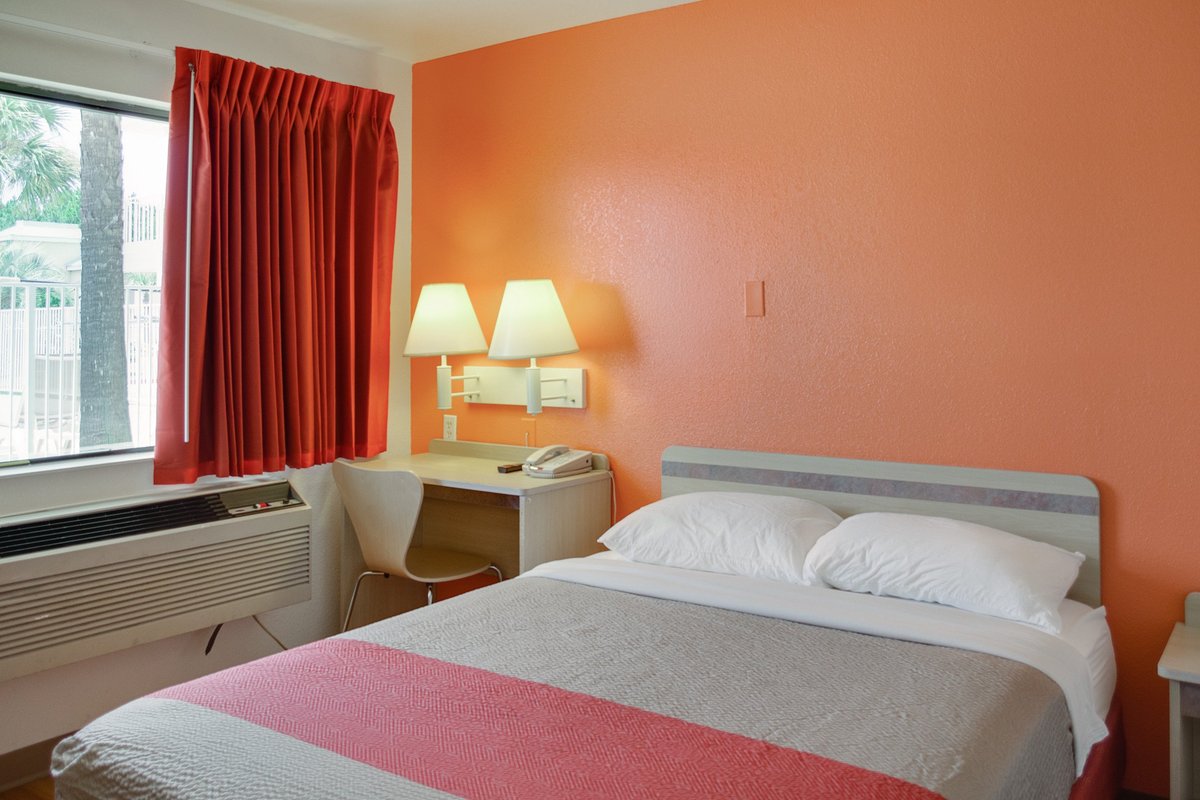 Motel 6 Gulfport, MS Airport Rooms Pictures & Reviews Tripadvisor