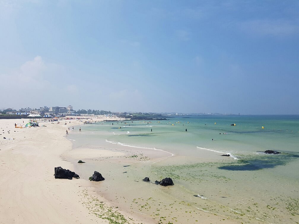Gwakji Gwamul Beach (Jeju) - All You Need to Know BEFORE You Go