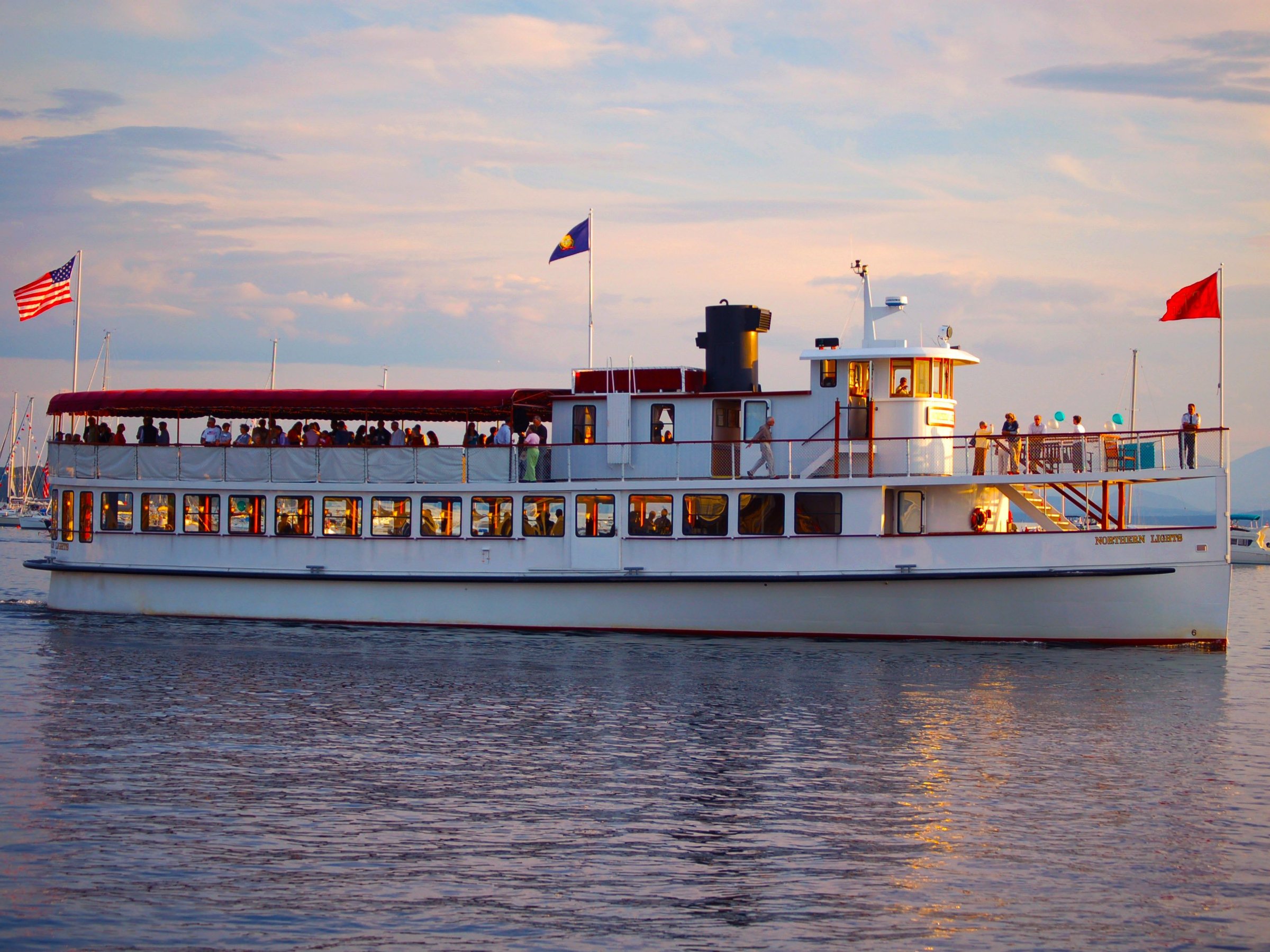 Classic Harbor Line Boston Photos