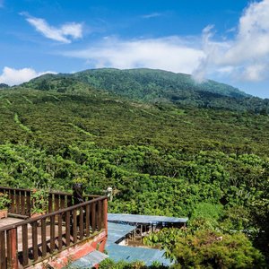 Volcán Santa Ana from back of resort