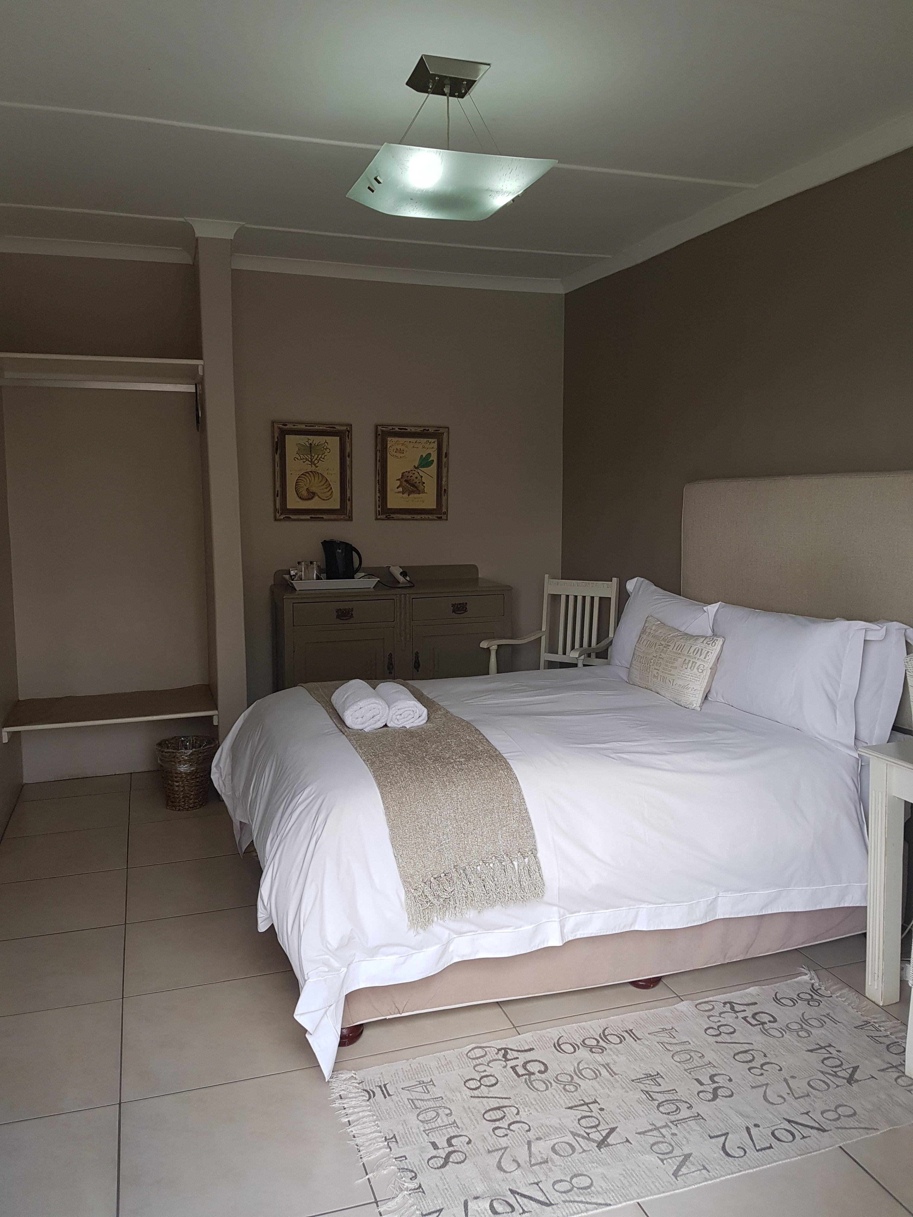 Hotel photo 7 of iLawu Guest Lodge.