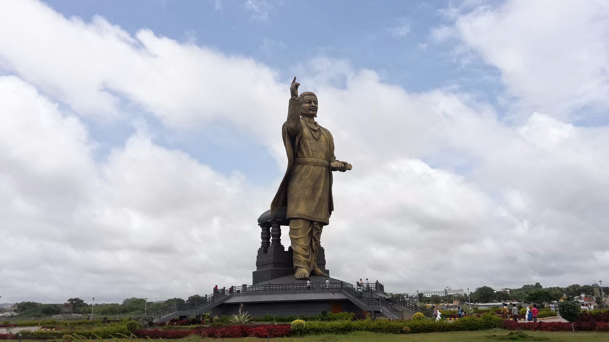 basaveshwara statue