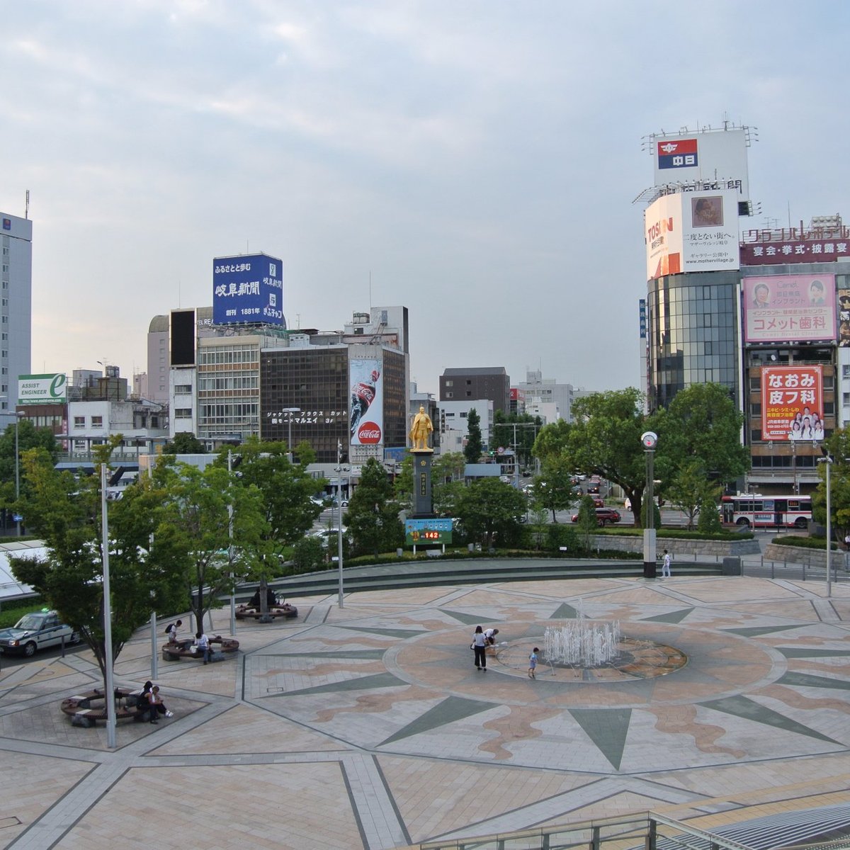 Gold Statue Of Nobunaga Oda Gifu Updated June 21 Top Tips Before You Go With Photos Tripadvisor