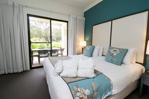 Room & Suite
