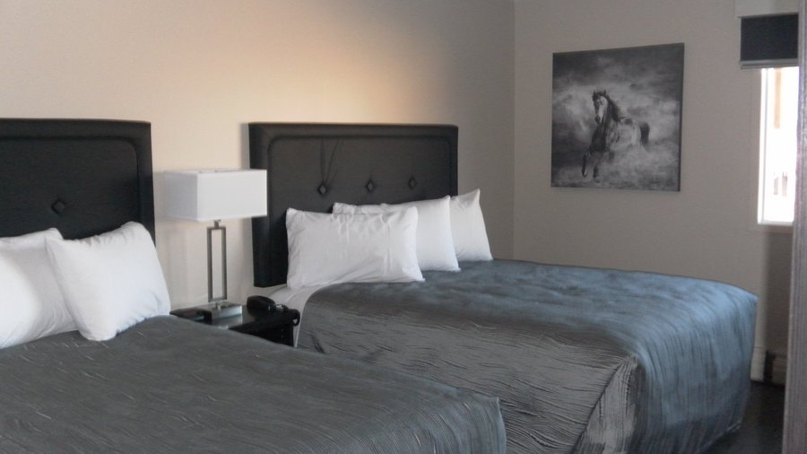 Queen Beds