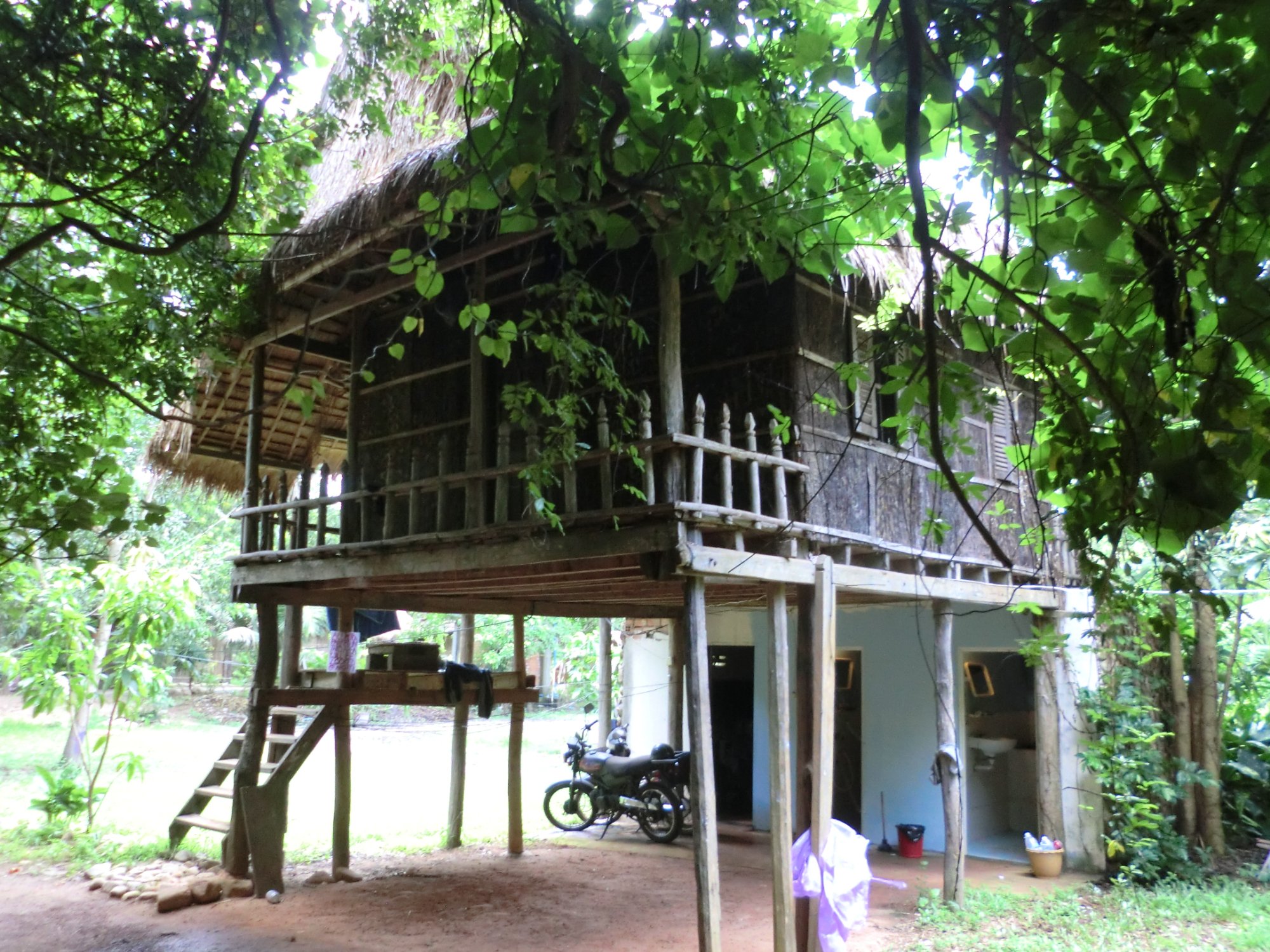 KAMPOT RIVER BUNGALOW - Prices & Lodge Reviews (Cambodia)