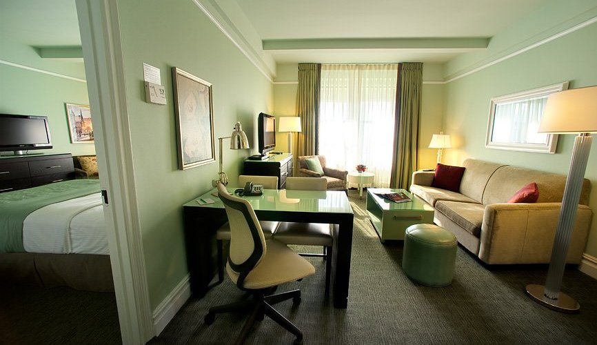 One-bedroom Suite
