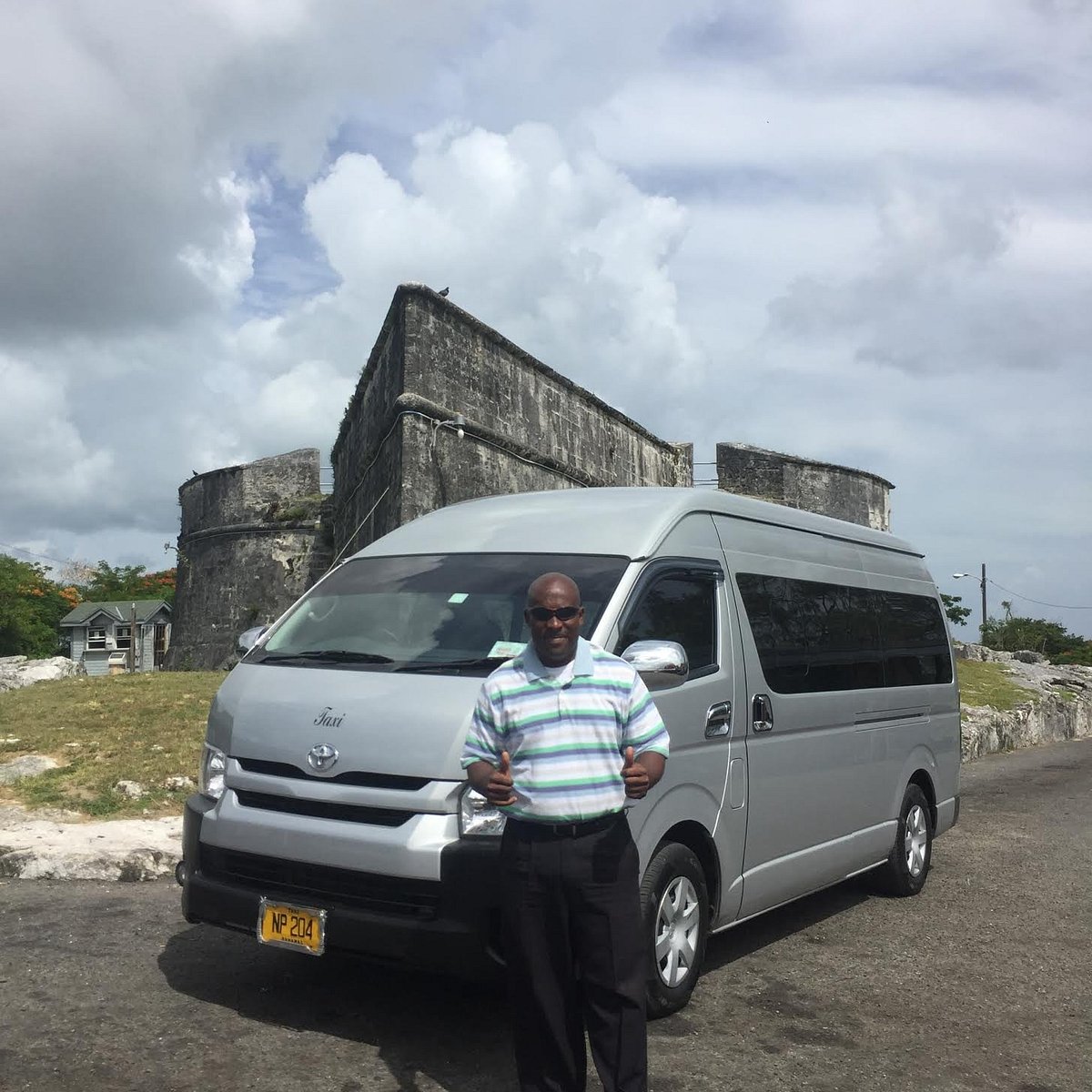 bahamas cruise taxi cab