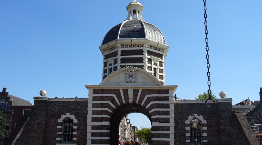 Morspoort Leiden uit 1669 